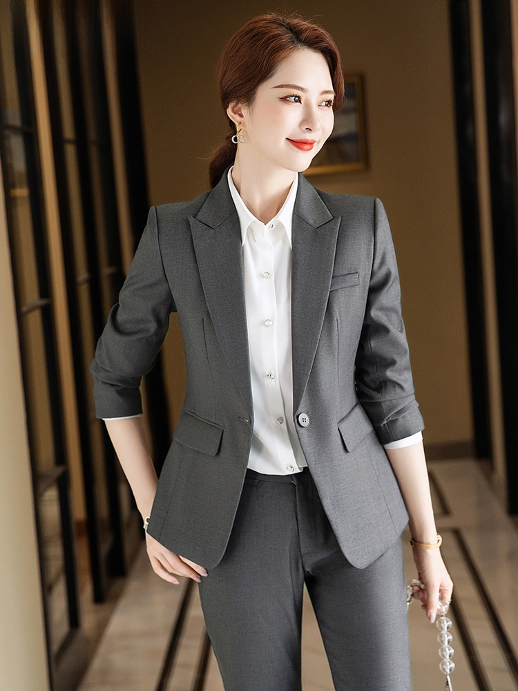 Completo Grigio da Donna per P - High End Women'S Formal Wear recensione e prezzo