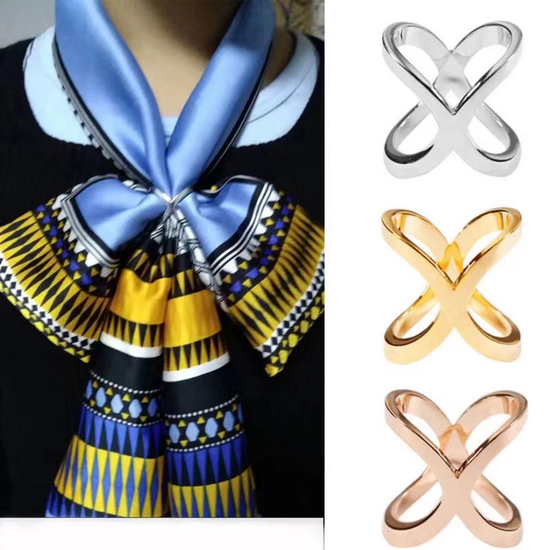 Sciarpa con fibbia in seta mul - Silk Blouse Button recensione e prezzo